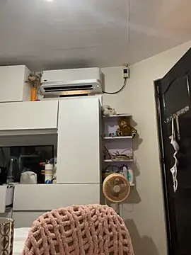 Snapshot of asianmystery203 chatting on March 3, 2025, 2:36 am asianmystery203 online show from March 3, 2025, 2:36 am