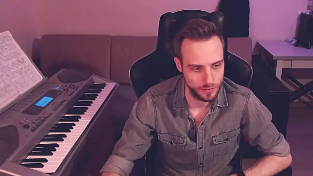 Snapshot of Sweetparker chatting on January 10, 2025, 9:53 pm Sweetparker online show from January 10, 2025, 9:53 pm