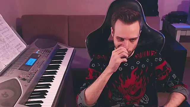 Snapshot of Sweetparker chatting on October 31, 2025, 3:35 pm Sweetparker online show from October 31, 2025, 3:35 pm