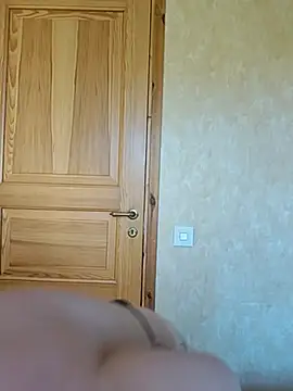 Snapshot of SwedishJennifer chatting on October 18, 2025, 10:38 am SwedishJennifer online show from October 18, 2025, 10:38 am