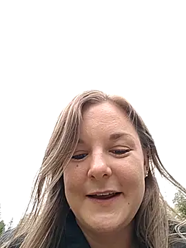SwedishJennifer online show from May 25, 2026, 12:33 pm