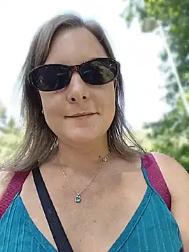 SwedishJennifer online show from July 16, 2026, 12:33 pm