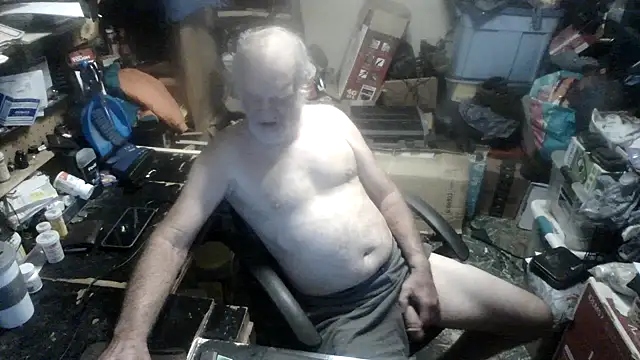 russtee online show from September 26, 2025, 3:27 pm