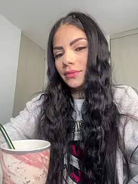 Snapshot of Lisegg_ chatting on February 21, 2025, 11:22 am Lisegg online show from February 21, 2025, 11:22 am