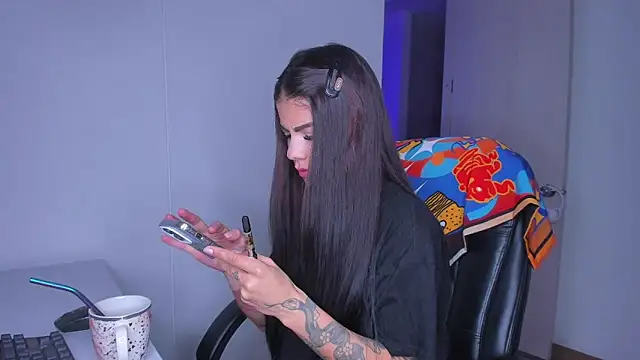 Snapshot of Lisegg_ chatting on May 29, 2026, 10:35 am Lisegg online show from May 29, 2026, 10:35 am