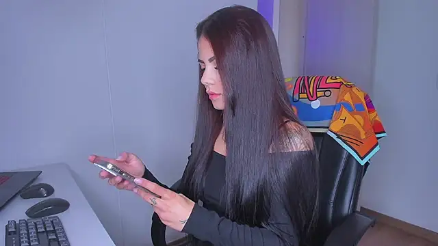 Snapshot of Lisegg_ chatting on July 24, 2026, 2:37 pm Lisegg online show from July 24, 2026, 2:37 pm