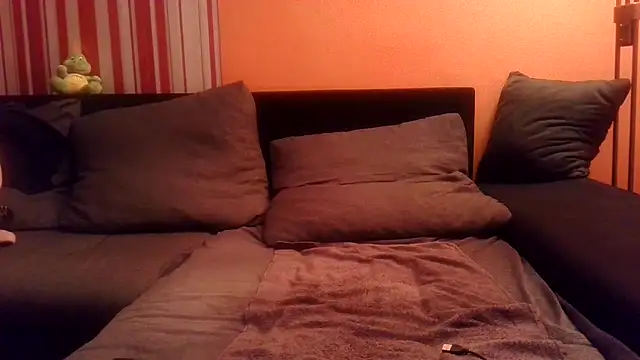 Deborah online show from February 24, 2026, 10:41 pm