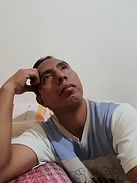 desnudo Sexoxo online show from January 21, 2025, 2:33 am