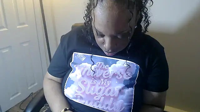 Sexymona1218 online show from June 14, 2026, 9:55 am