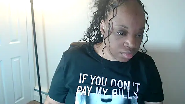 Sexymona1218 online show from June 17, 2026, 6:38 am