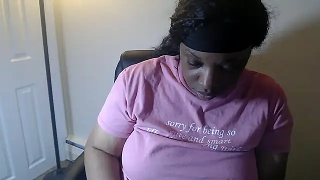 Sexymona1218 online show from July 8, 2026, 6:18 am