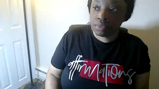Sexymona1218 online show from July 14, 2026, 9:03 am