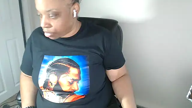 Sexymona1218 online show from July 23, 2026, 9:13 pm