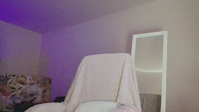 lara heaven online show from May 9, 2026, 6:13 pm