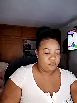 Snapshot of Daddys_girl1 chatting on November 15, 2025, 6:33 am Daddys girl1 online show from November 15, 2025, 6:33 am