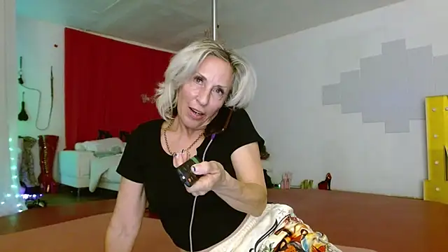 Sweet-Ginger online show from March 6, 2026, 11:34 pm