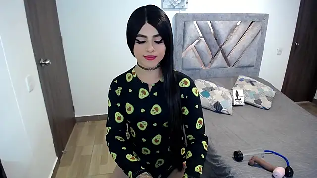 kamila martin online show from October 25, 2025, 8:14 pm