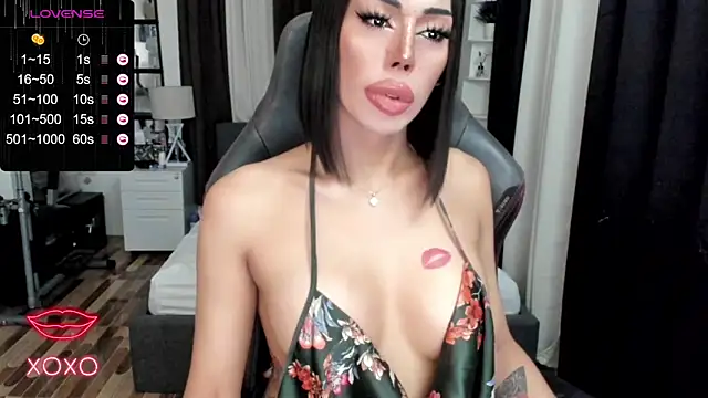 Snapshot of Forever_MissCandace chatting on March 15, 2025, 11:28 pm Forever MissCandace online show from March 15, 2025, 11:28 pm