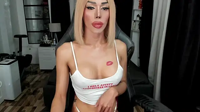 Forever MissCandace online show from May 26, 2026, 7:37 am