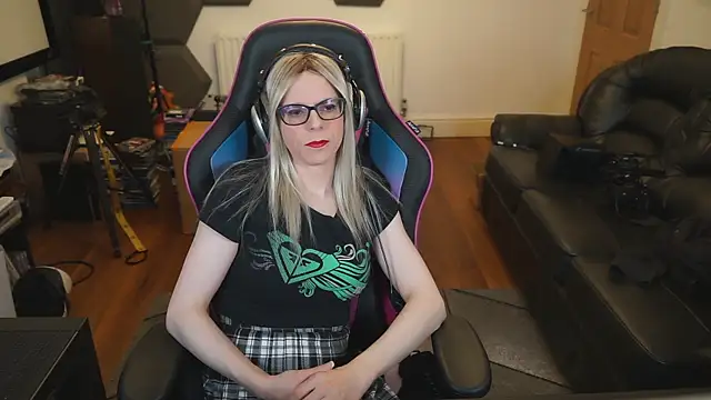 Snapshot of KelseyCobalt chatting on January 7, 2025, 9:46 pm KelseyCobalt online show from January 7, 2025, 9:46 pm