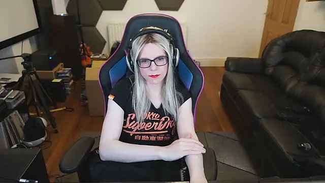 Snapshot of KelseyCobalt chatting on January 31, 2025, 10:21 pm KelseyCobalt online show from January 31, 2025, 10:21 pm