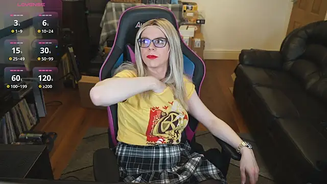 Snapshot of KelseyCobalt chatting on October 18, 2025, 8:42 pm KelseyCobalt online show from October 18, 2025, 8:42 pm