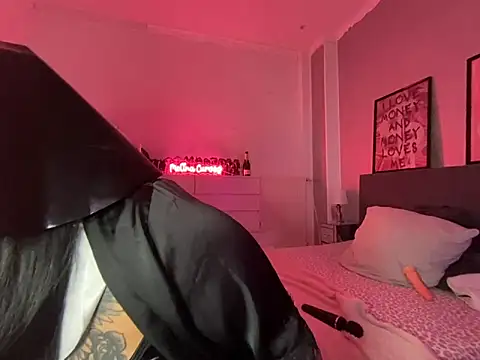  MelinaCurves  online show from February 6, 2025, 9:38 pm