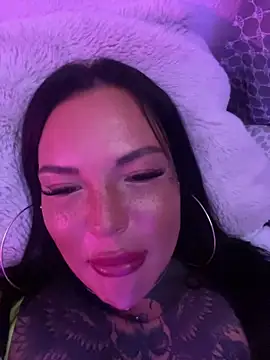  MelinaCurves  online show from September 28, 2025, 12:27 am