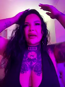  MelinaCurves  online show from October 8, 2025, 9:45 pm