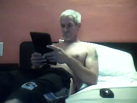 Snapshot of Biknight chatting on December 22, 2024, 12:07 am Biknight online show from December 22, 2024, 12:07 am