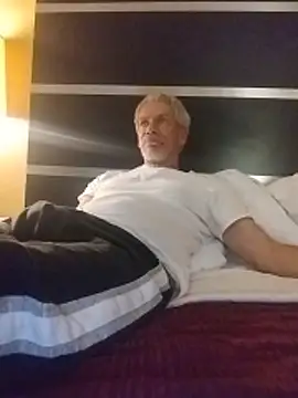 Biknight online show from February 27, 2026, 3:39 am