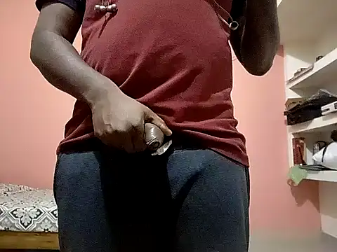 Snapshot of Aneesh007m chatting on October 26, 2025, 6:58 pm Aneesh007m online show from October 26, 2025, 6:58 pm