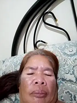 Snapshot of sexylizzy4u chatting on January 23, 2025, 7:18 pm sexylizzy4u online show from January 23, 2025, 7:18 pm