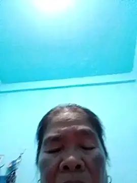 sexylizzy4u online show from January 13, 2026, 1:49 pm