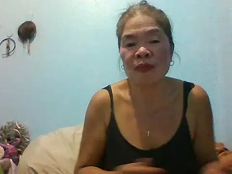sexylizzy4u online show from June 19, 2026, 1:37 pm