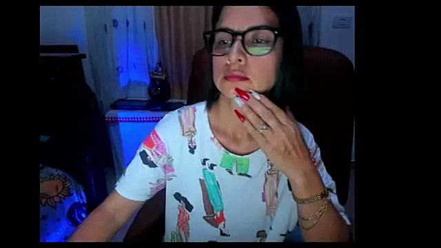 BrianaGarner online show from October 13, 2025, 8:25 am