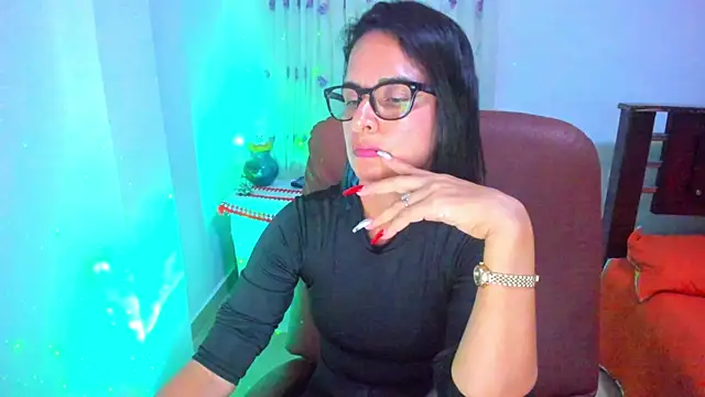 BrianaGarner online show from November 23, 2025, 4:12 am