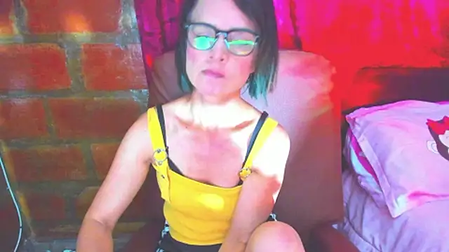 BrianaGarner online show from June 27, 2026, 5:40 pm