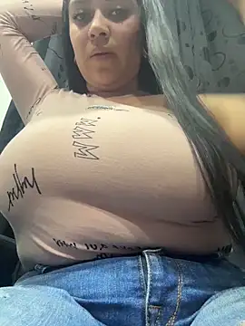 Snapshot of emilyjohanson chatting on May 29, 2026, 11:25 pm emilyjohanson online show from May 29, 2026, 11:25 pm