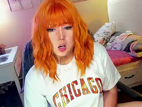 HOTnWILDalice online show from February 26, 2025, 8:37 am