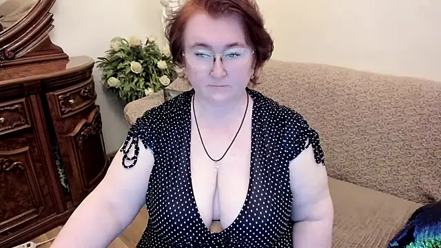 leiamillersonn online show from September 18, 2025, 5:59 pm