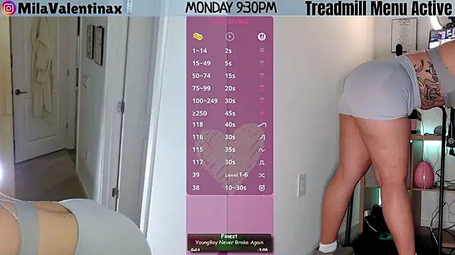 MilaValentina online show from March 17, 2026, 1:32 am