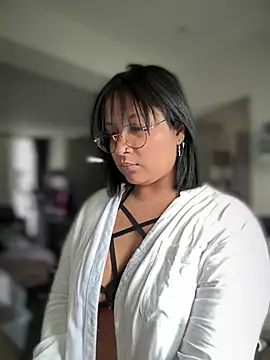 Snapshot of DannaaMeliza chatting on January 11, 2025, 2:04 pm DannaaMeliza online show from January 11, 2025, 2:04 pm