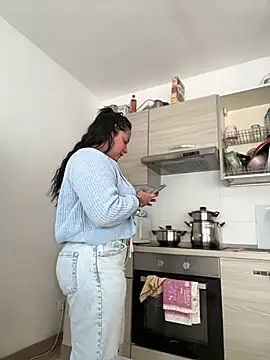 Snapshot of DannaaMeliza chatting on March 20, 2025, 9:59 am DannaaMeliza online show from March 20, 2025, 9:59 am