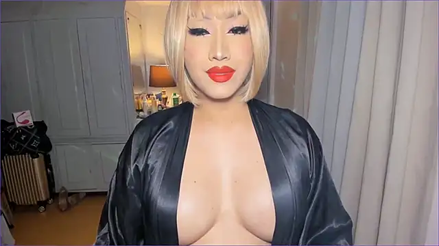 Snapshot of AliciaGundersen chatting on September 12, 2025, 5:46 pm AliciaGundersen online show from September 12, 2025, 5:46 pm