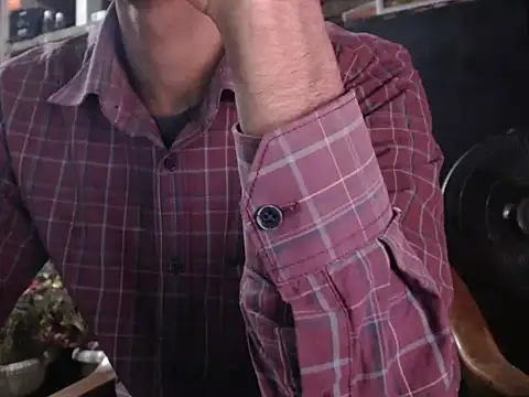 ThethunderPo online show from February 21, 2025, 3:32 pm