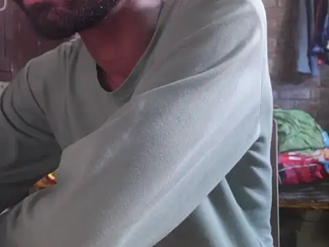 ThethunderPo online show from November 2, 2025, 6:05 am