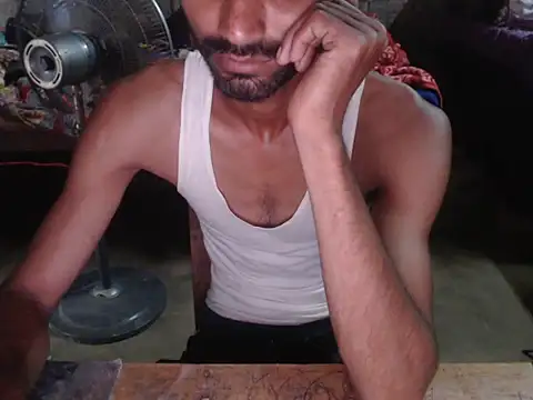 Snapshot of ThethunderPo chatting on June 18, 2026, 11:47 am ThethunderPo online show from June 18, 2026, 11:47 am
