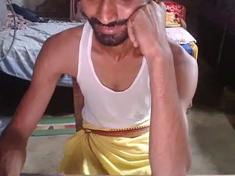 Snapshot of ThethunderPo chatting on July 7, 2026, 7:23 am ThethunderPo online show from July 7, 2026, 7:23 am