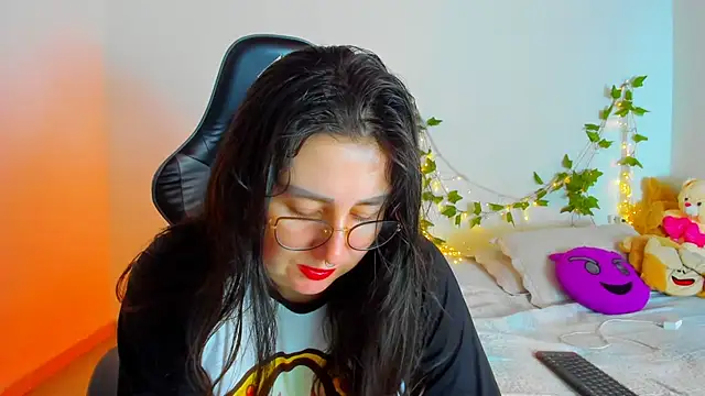 Susan Foxx online show from May 20, 2026, 6:25 pm